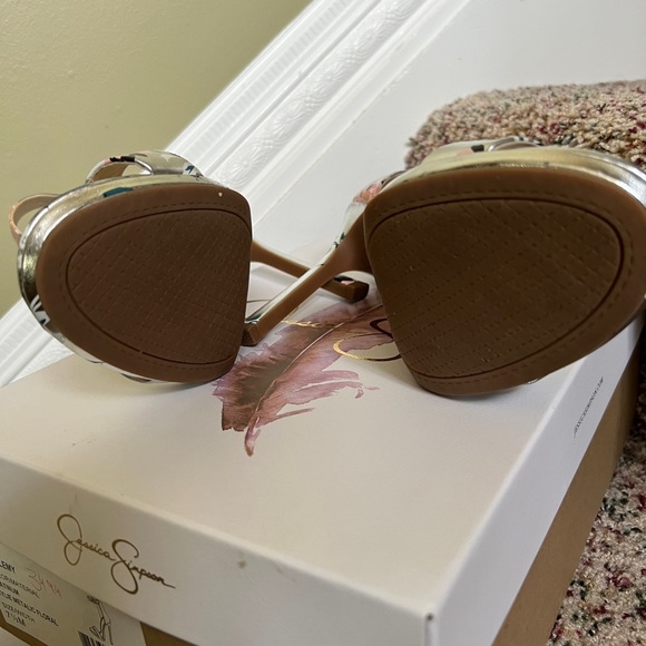 Jessica Simpson Open Toe Heel Sandal - Picture 5 of 7